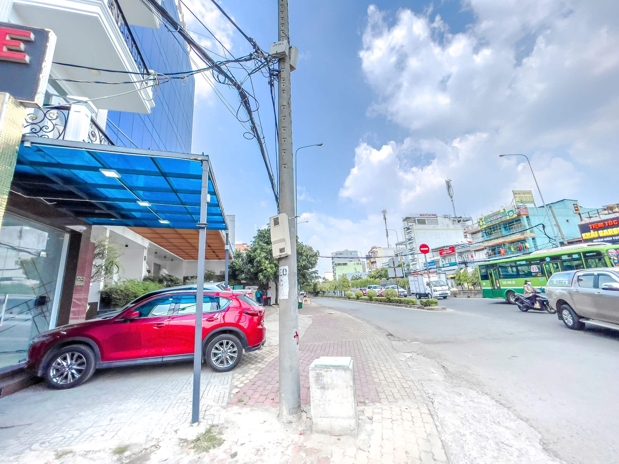 hình ảnh thực tế Nhà mặt tiền Ngã Tư Ga Hà Huy Giáp Quận 12 2