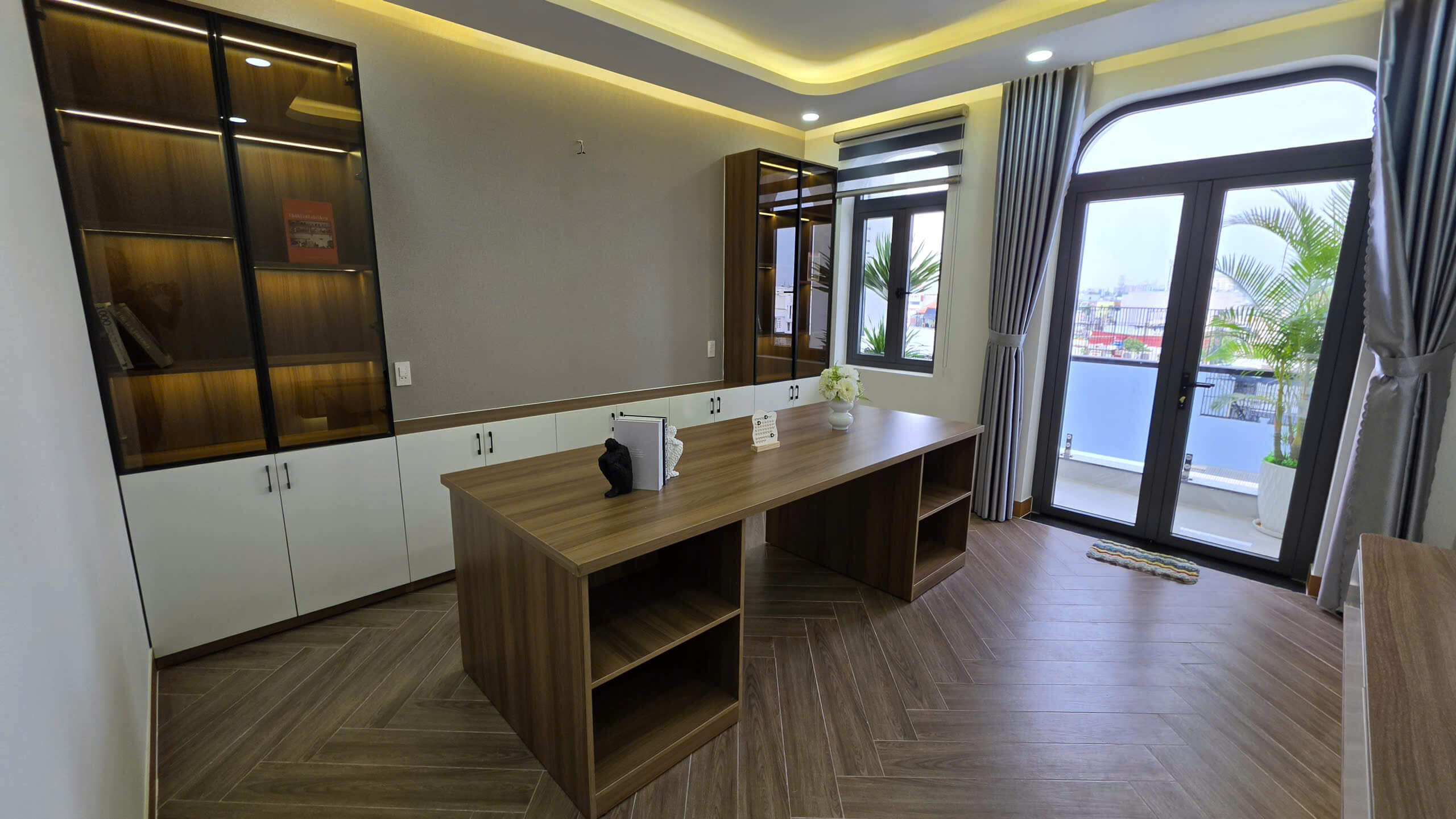 hình ảnh thực tế Nhà phố 6 lầu thang máy mặt tiền kinh doanh Đông Hưng Thuận, Quận 12 10
